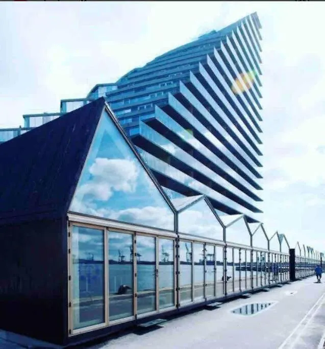 Best Private Seaview Apartment - 2 Balconies, 11Th Floor, Elevator, Friendly Lively Area Århus
