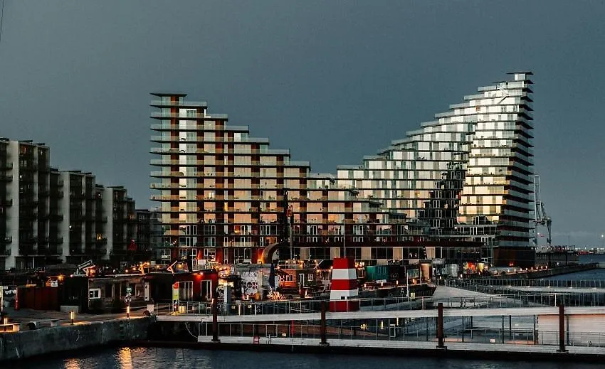 Best Private Seaview Apartment - 2 Balconies, 11Th Floor, Elevator, Friendly Lively Area Århus